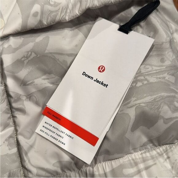 NWT Lululemon Down Jacket - Picture 5 of 5